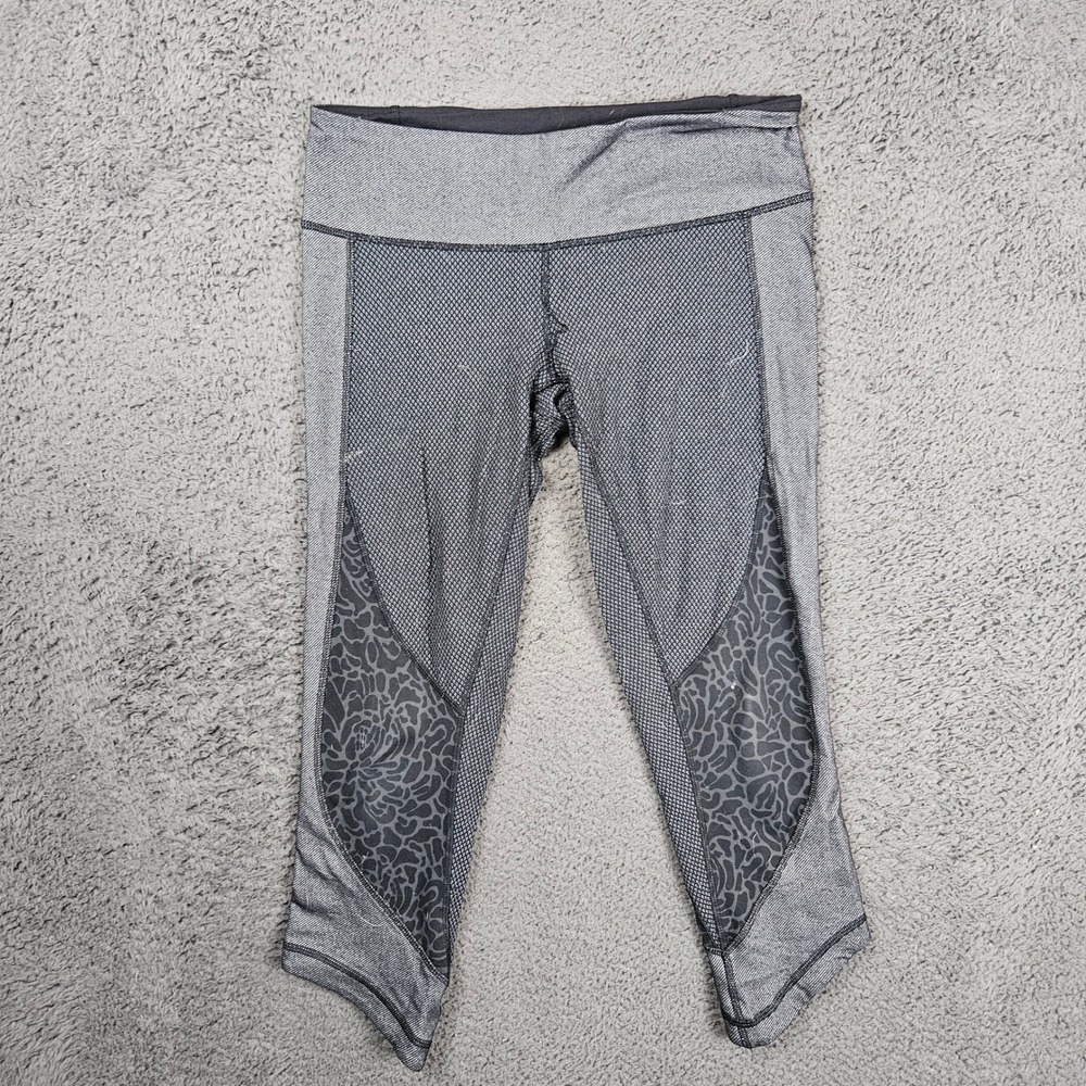 Lululemon Gray Herringbone Mesh Animal Print Crop Leggings Size 8 Yoga Running